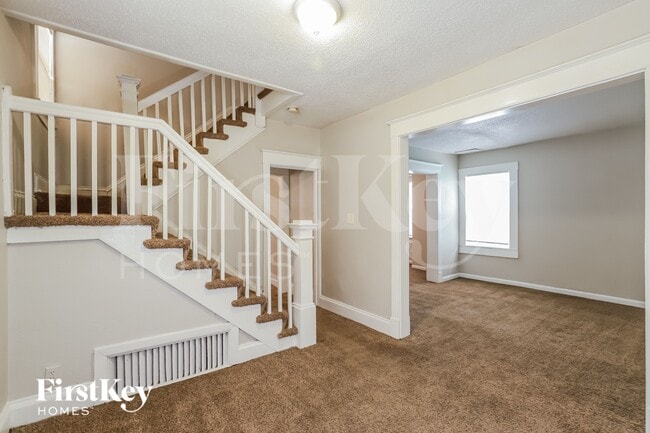 Photo - 1603 Elmwood Ave