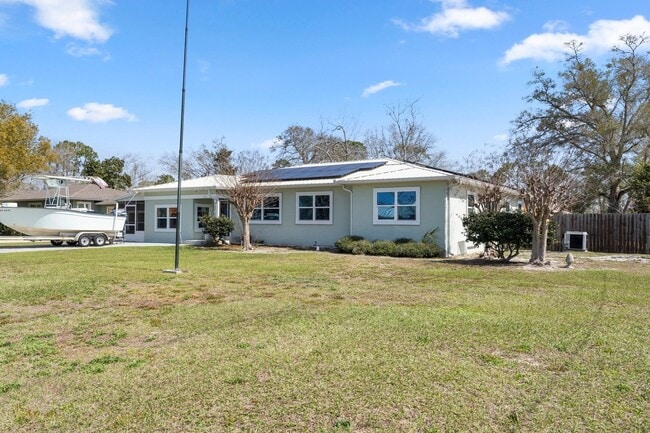 Photo - 907 Garrison Ave