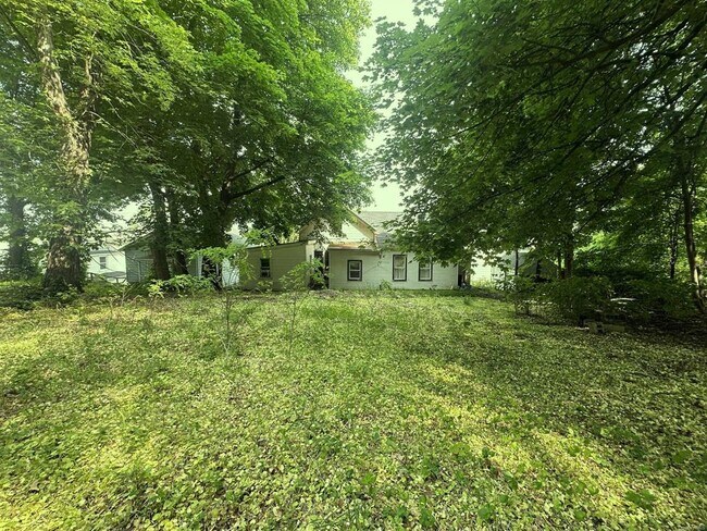 Photo - 26 Du Bois Ave Unit 1B