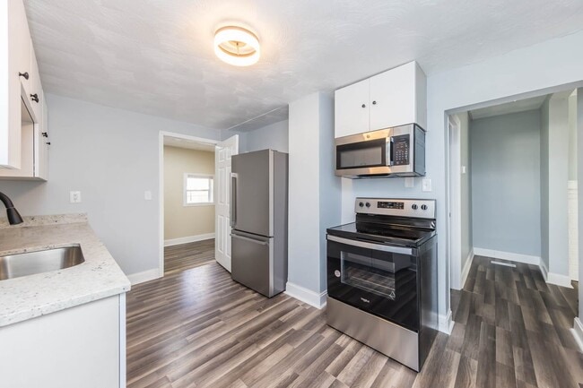 Photo - 482 E Jenkins Ave