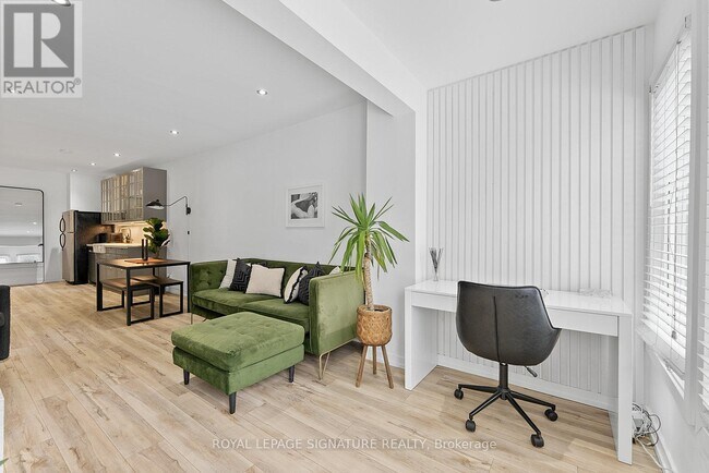 Photo - 28 Minto St