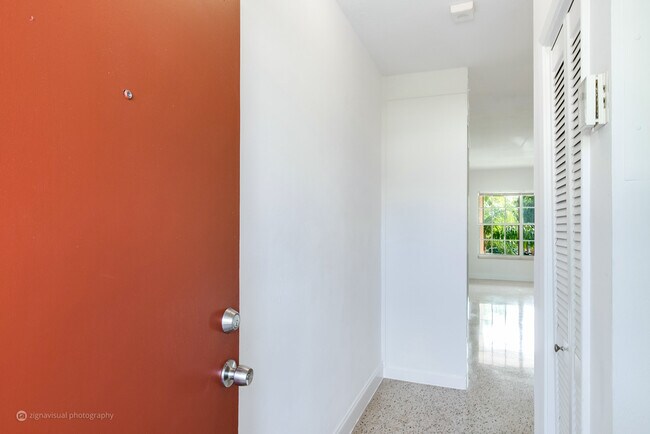 Photo - 33 Salamanca Ave Unit 33