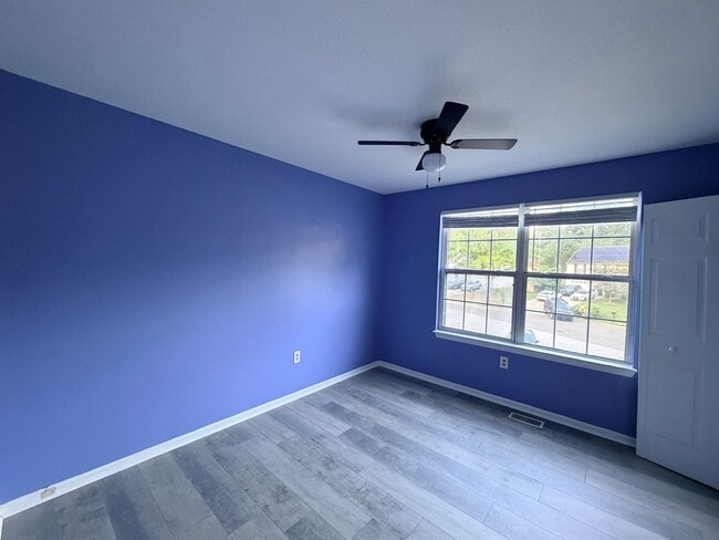 Photo - 7219 Mt Forest Terrace