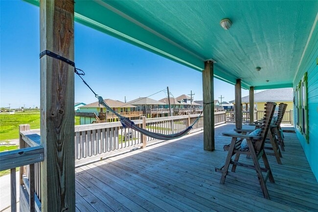 Photo - 987 Surf Rd