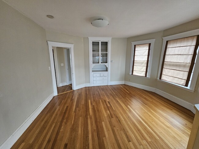 Photo - 82 Walnut St