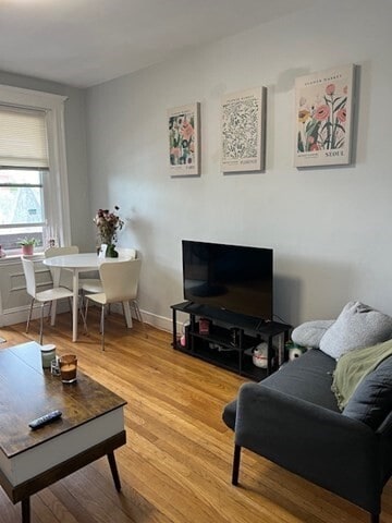 Building Photo - 46 Ashford St Unit 16