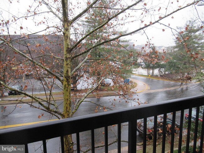 Photo - 3851 Aristotle Ct Unidad 1-311