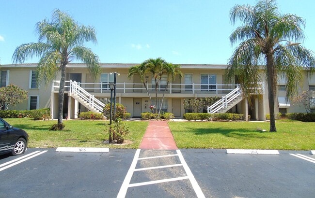Photo - 309 Circle Dr S Unit S204