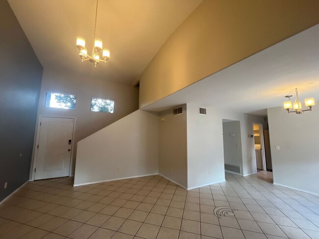 Photo - 3 bedroom 2.5 bath townhome for rent