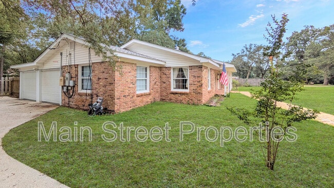 Photo - 2 Manor Dr