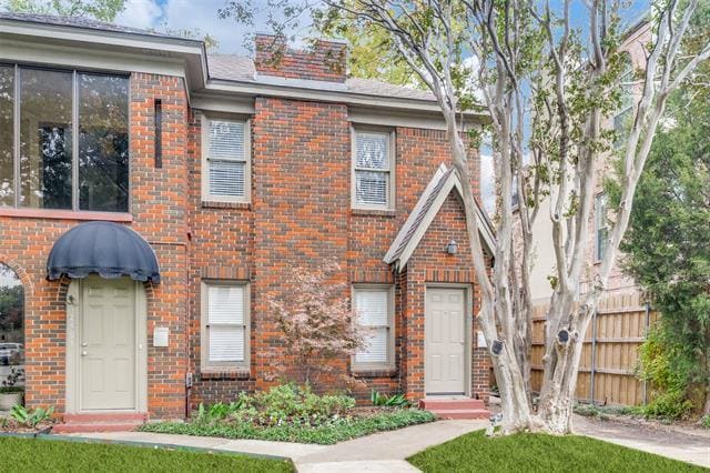 Photo - 4503 Gilbert Ave