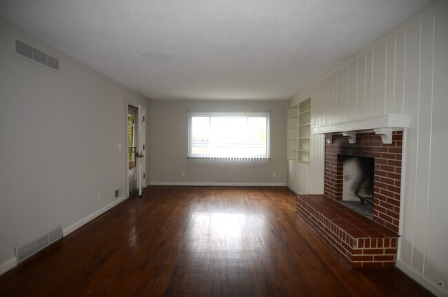 Photo - 3982 Longford Dr Unidad 2