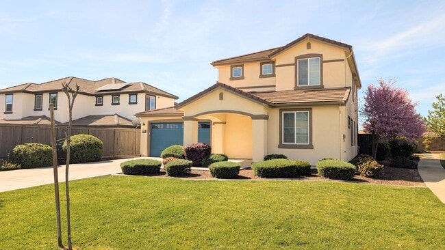 Photo - BEAUTIFUL SINGLE-FAMILY HOME IN BLACKSTONE IN EDH!