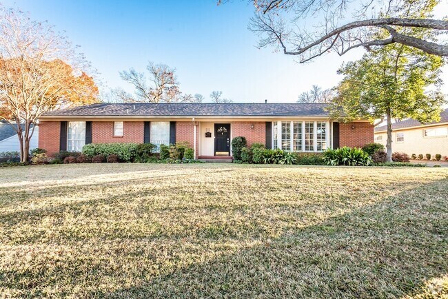 Building Photo - 6926 Colfax Dr Rental