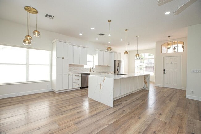 Photo - 10881 La Salinas Cir