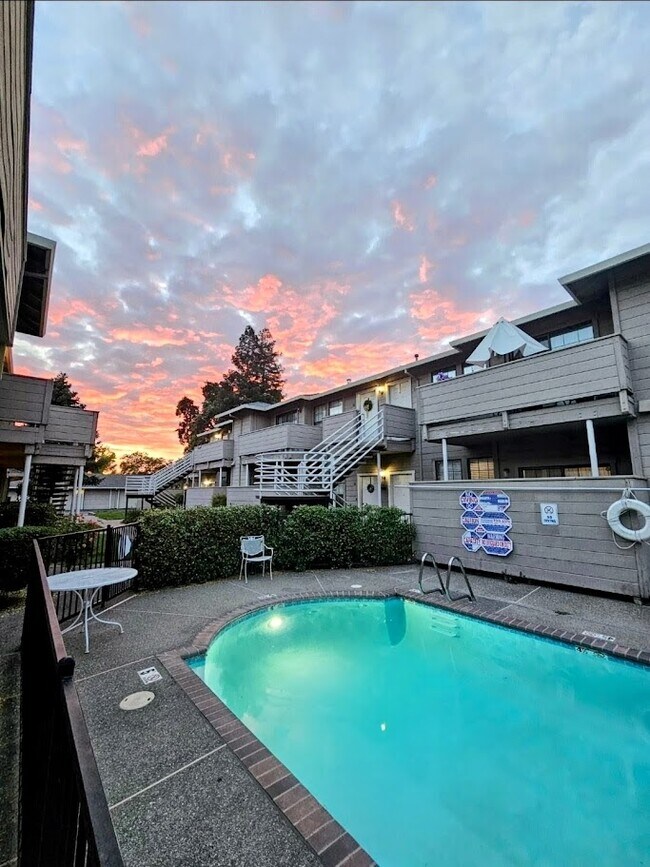 Photo - The Meridian