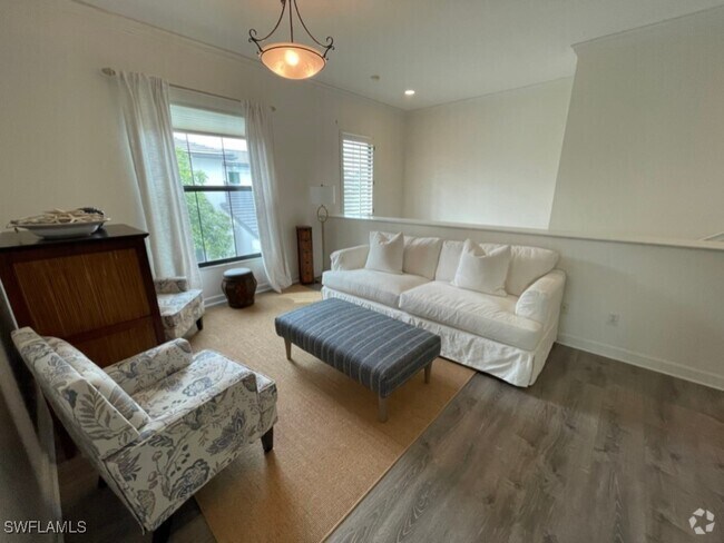 Building Photo - 2377 Ravenna Blvd Unit 202 Rental