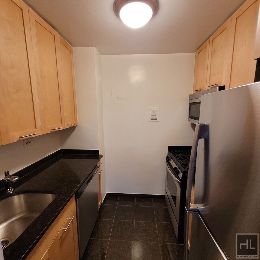 Photo - Fourth Avenue Unit 8C