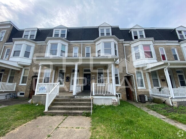 Building Photo - 256 W Jackson St Rental