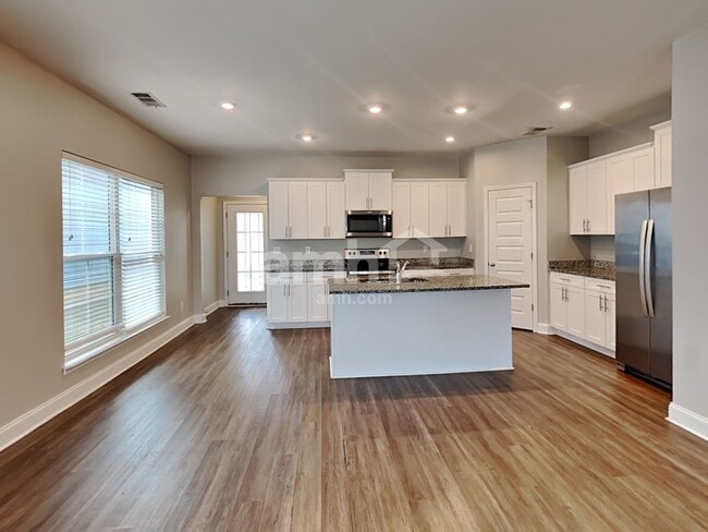 Photo - 5211 Tupelo St