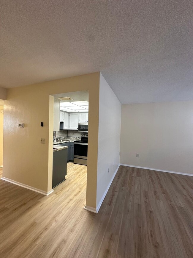 Photo - 1320 Moreland Dr