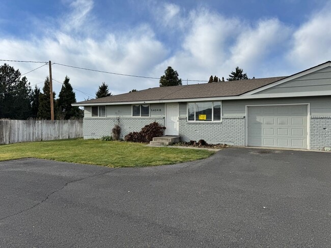 Building Photo - n5404 Unit b