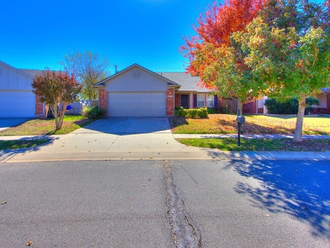 Building Photo - Charming 3 Bed, 2 Bath Home for Rent in Norman!
