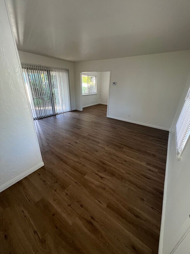 Photo - Mid Town Adorable Home!