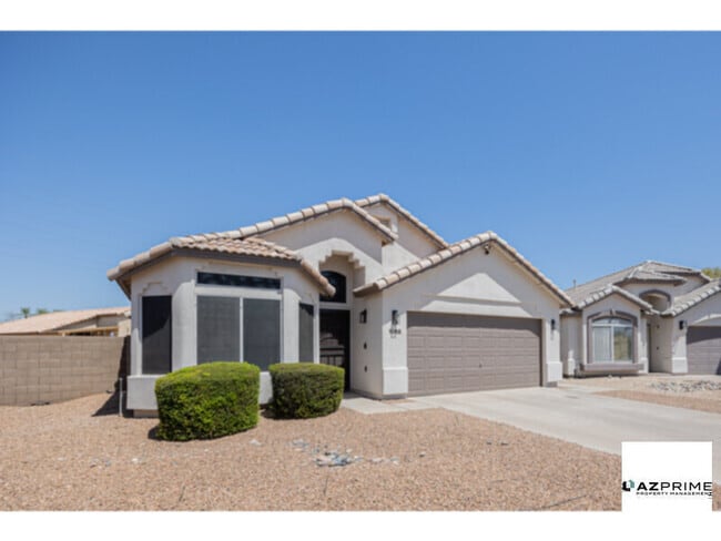 Building Photo - Stylish 3/2 Tempe House with Poolside Bliss!