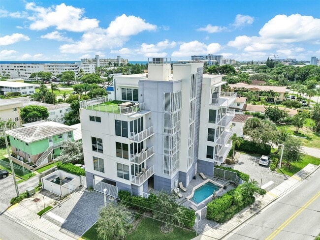 Photo - 1900 SE 2nd St Unit 301