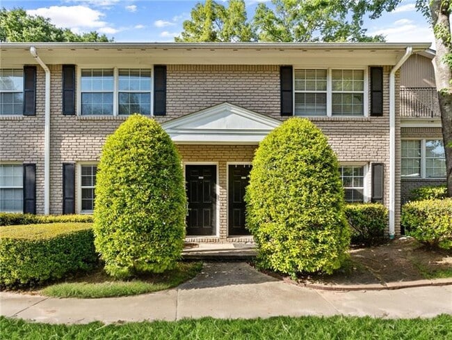 Photo - 2232 Dunseath Ave NW