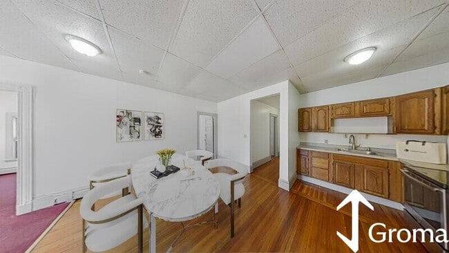 Photo - 1540 Tremont St Unit 3R
