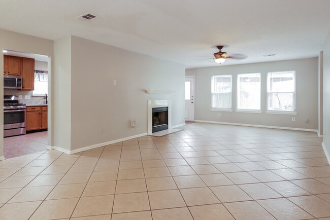 Photo - 1206 Caraquet Dr