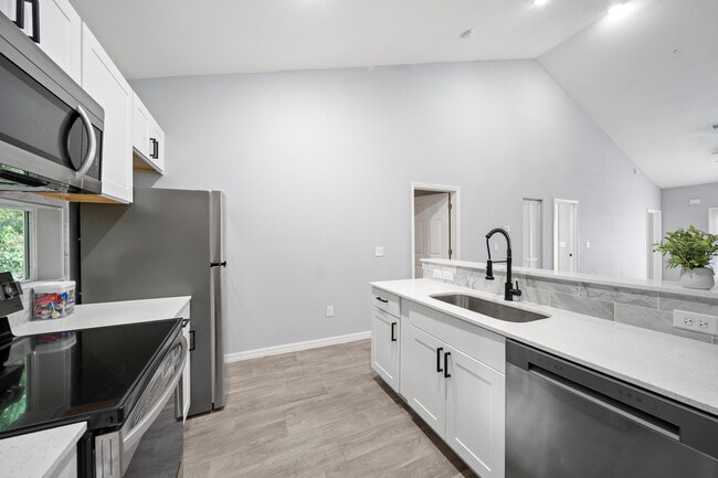 Kitchen 4