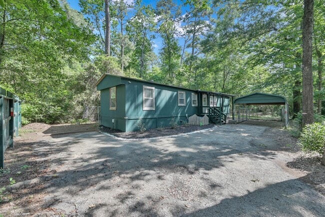 Photo - 6432 Longmire Rd