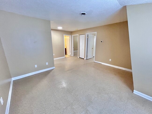 Photo - 206 Robin Ln Unit C
