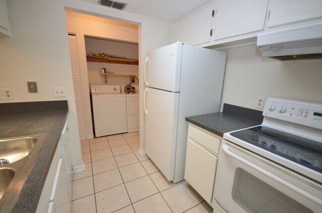 Photo - 4037 SW 21st Rd