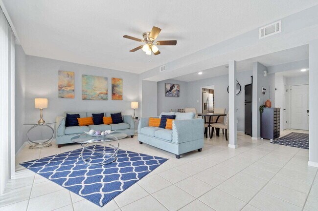 Photo - 216 Cloverdale Blvd