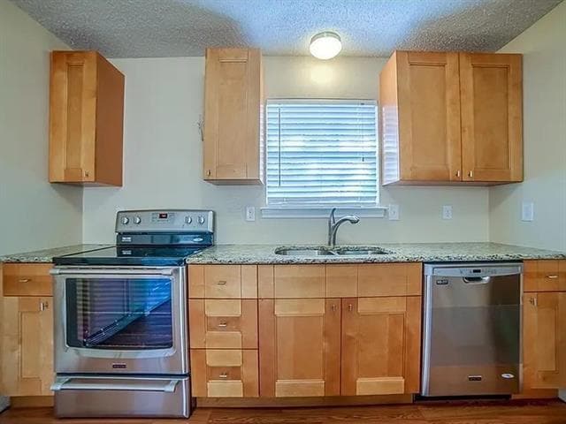 Photo - 700 Dudperkins St