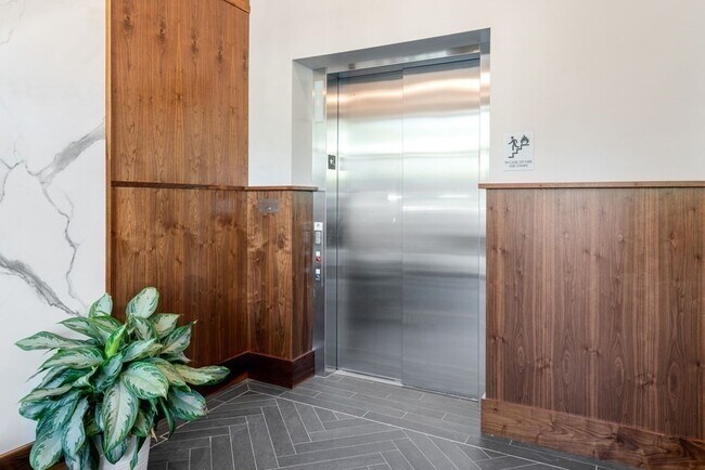 Photo - 425 Lagrange St Unit 107