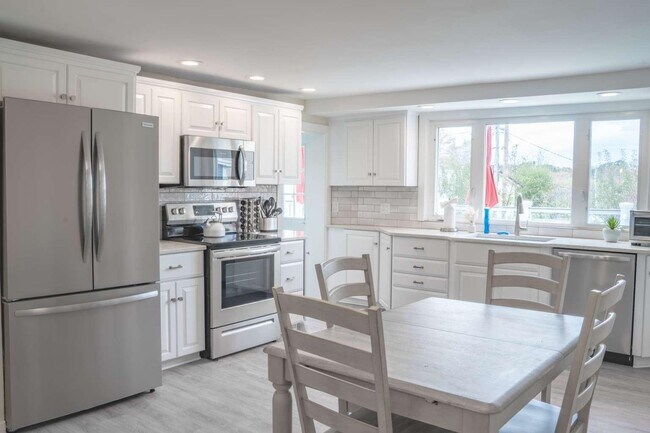 Photo - 935 Ocean Blvd