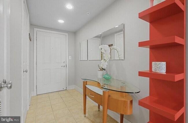 414 Water St Unit 2012