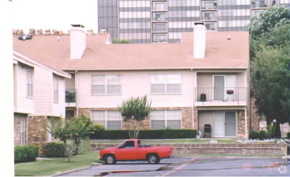 Prestonwood Green Condos