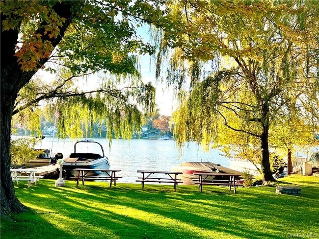 Photo - 722 US-6 Unit I