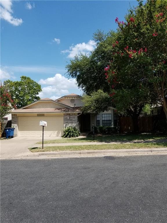 Building Photo - 11601 Hidden Quail Dr