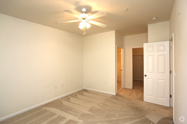 Robinhood Court Apartments and Villas