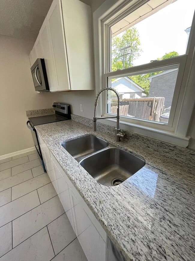 Photo - 1841 Dunkirk Dr