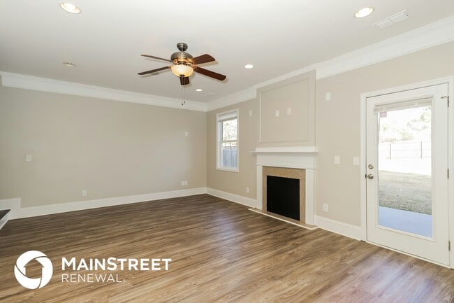 Photo - 6231 Stonelake Dr SW