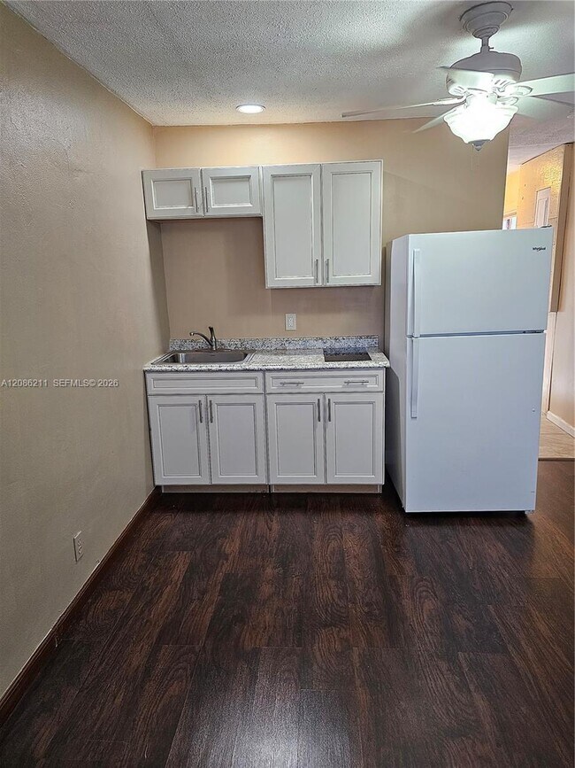 3500 NW 39th St Unidad 0