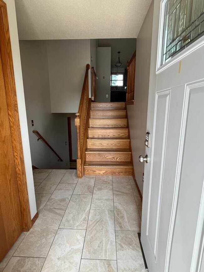 Photo - Beautifully Updated 4-Bed Home in Prime NW Location!